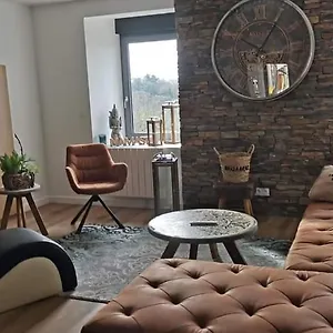 Loft 100m2 Neuf Entièrement équipée Callac